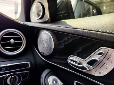 2016 Mercedes-Benz C350e 2.0 e AMG Dynamic รถเก๋ง 4 ประตู วิ่งเพียง 42,XXX KM รถศูนย์ Benz รูปที่ 7